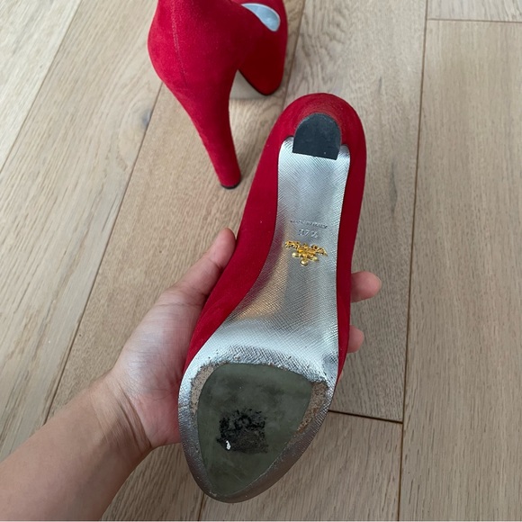 Prada Red Suede Pumps - Picture 4 of 13